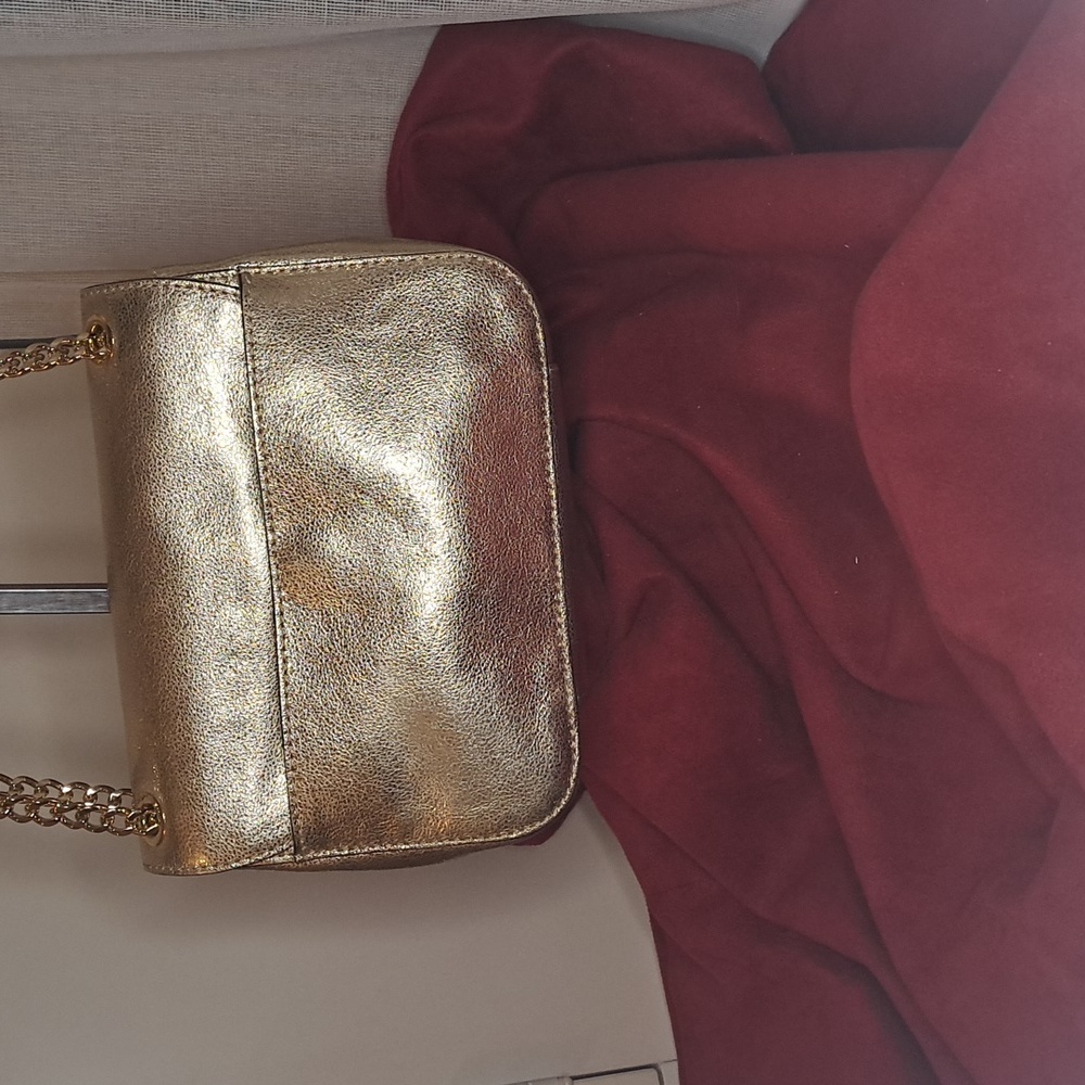 Michael Kors Collection Edition Gold Metallic Crossbody/ Shoulder Purse - Picture 4 of 16